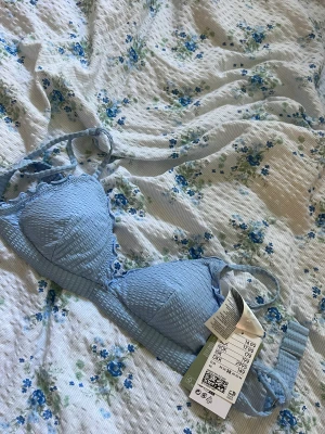 Ny bikini - Supersöt bikini från HM, aldrig använd med lapp kvar💕