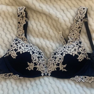 Intimissimi bh - Helt oanvänd bh från Intimissimi. Nypris 600, säljer för 400 ⭐️⭐️