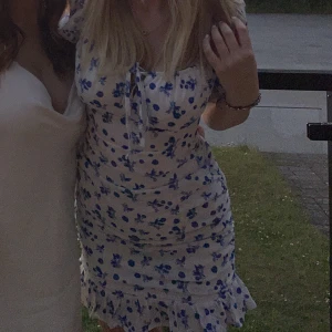 Sommar klänning  - Fin sommar klänning som jag köpt utomlands 