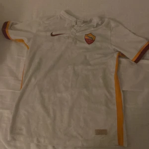 Roma tröja  - Vitt orange tröja Roma 