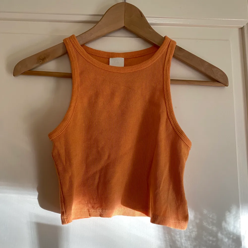 Orange linne från H&M. Stl xs. Toppar.