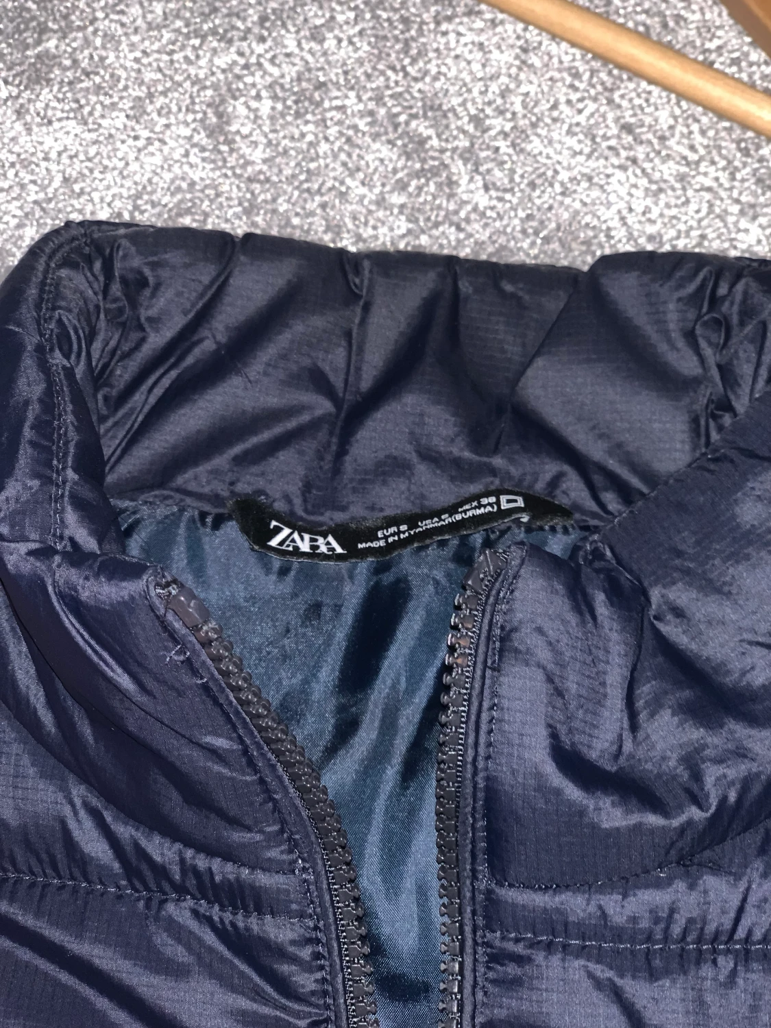 Zara dunväst - 90