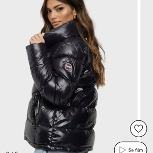 Colmarjacka - INTRESSEKOLL på min jacka från Colmar. Köptes för 5599kr🫶🏾inga defekter!