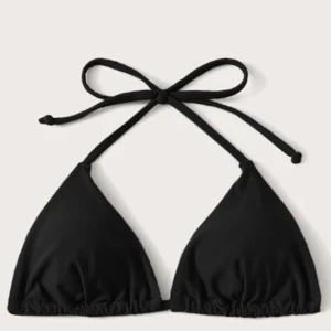 bikiniöverdel - säljer min bikiniöverdel från shein💕inga ilägg i den! kan sänka priset vid snabbt köp