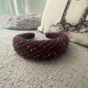 diadem - säljer mitt beck söndergaard diadem då det näst intill aldrig kommer till användning då jag inte tycker det passar på mig💗