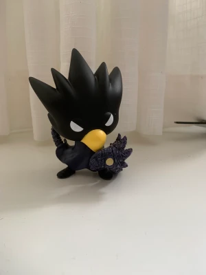 Tokoyami funko pop - bra skick och inga skador eller missfärgningar på figuren.