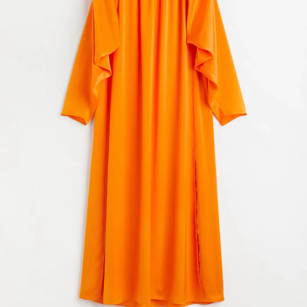 Söker denna klänning från H&M i XS. Klänningar.