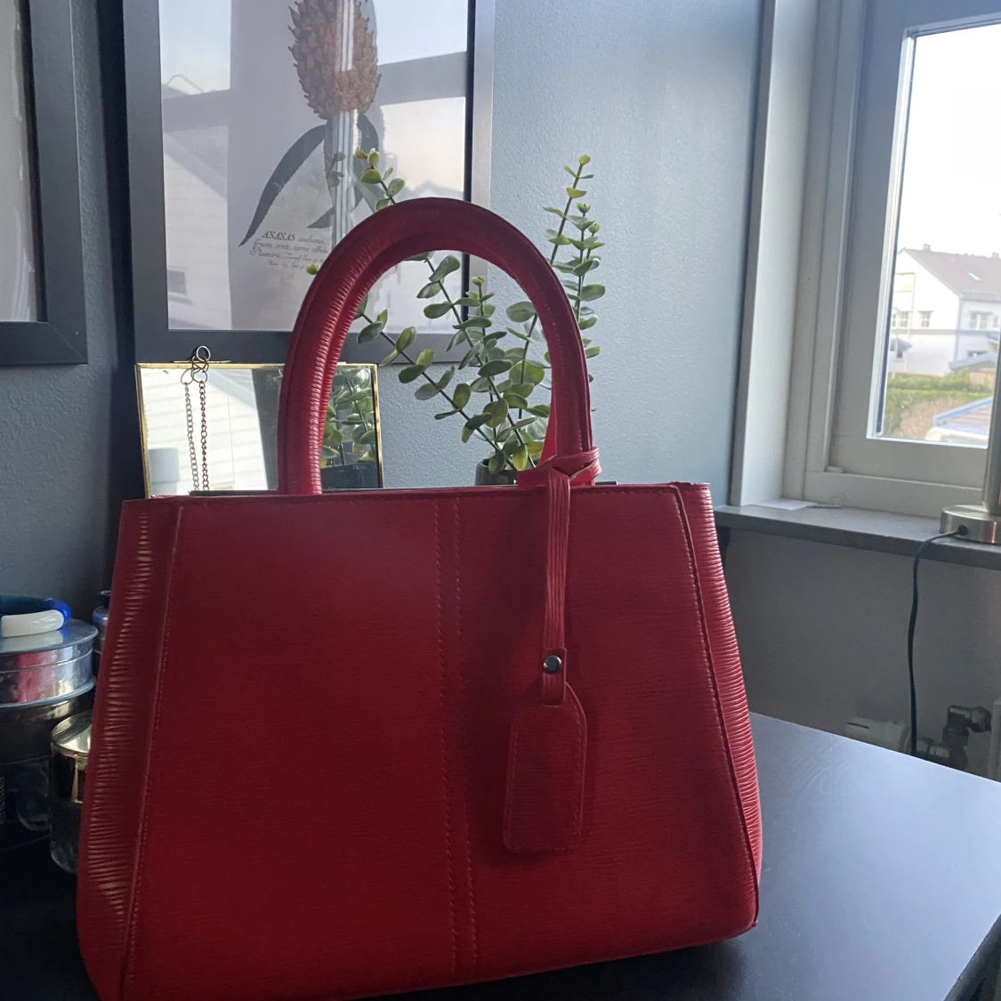 Röd väska - 90