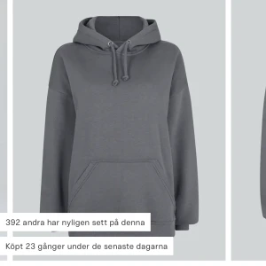 hoodie - denna trendiga hoodie från bik bok! Storlek S. Nytt skick! Orginalpris 399!❤️‍🔥