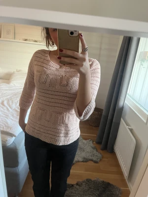 Stickad tröja  - Jättefin stickad tröja i trekvart💕
