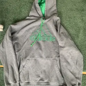 Adidas hoodie has small paint stain (pic2 and 3)