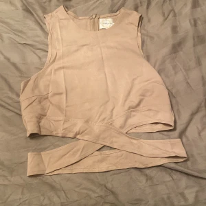 Topp - Topp dragkedja bak