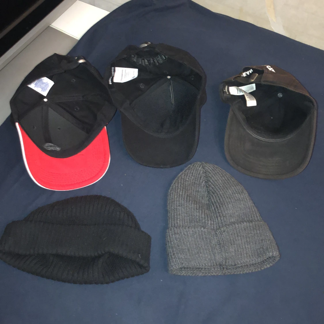 Kepsar & mössor - 90