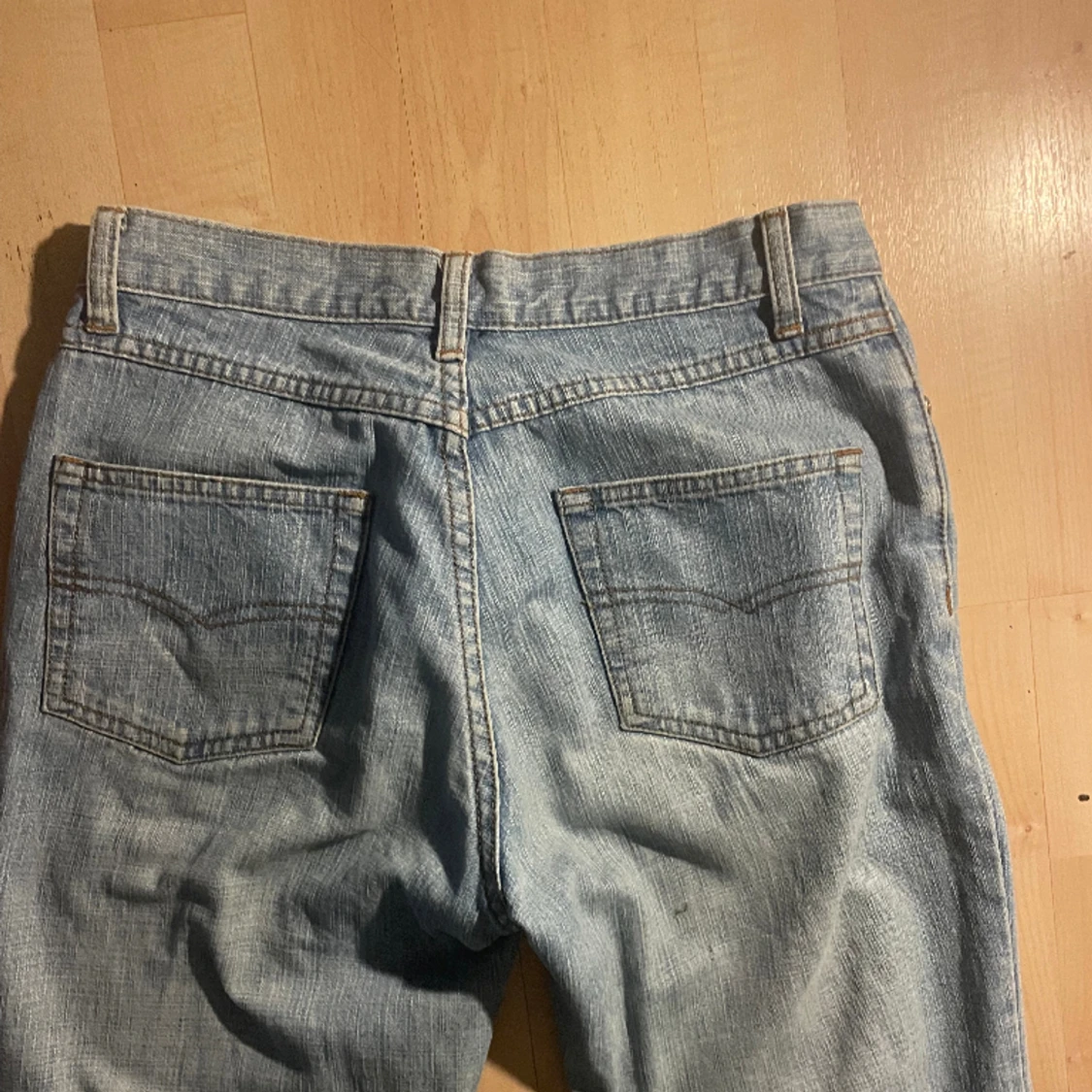 Lågmidjade bootcut jeans 