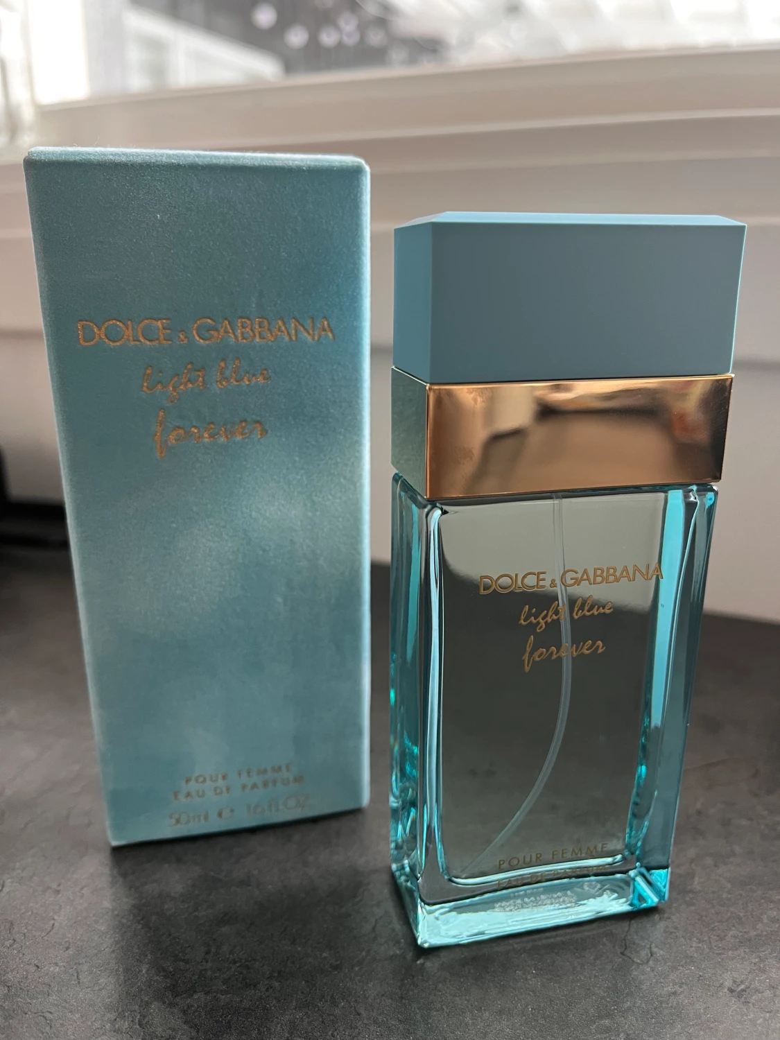 Dolce & Gabbana Light blue Forever 