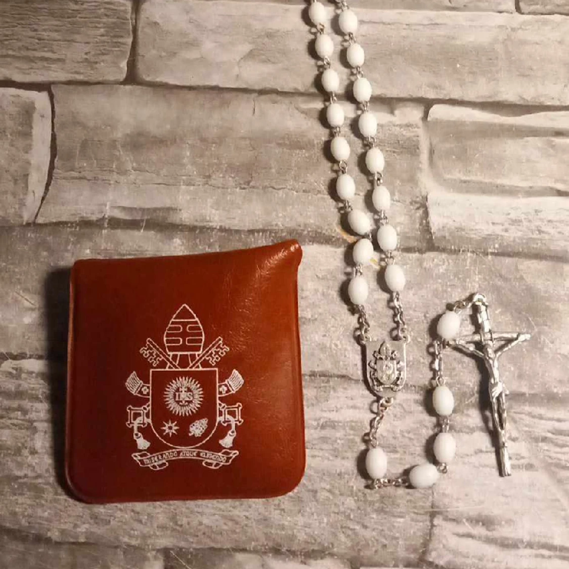 rosario Papa Francesco Perle bianche