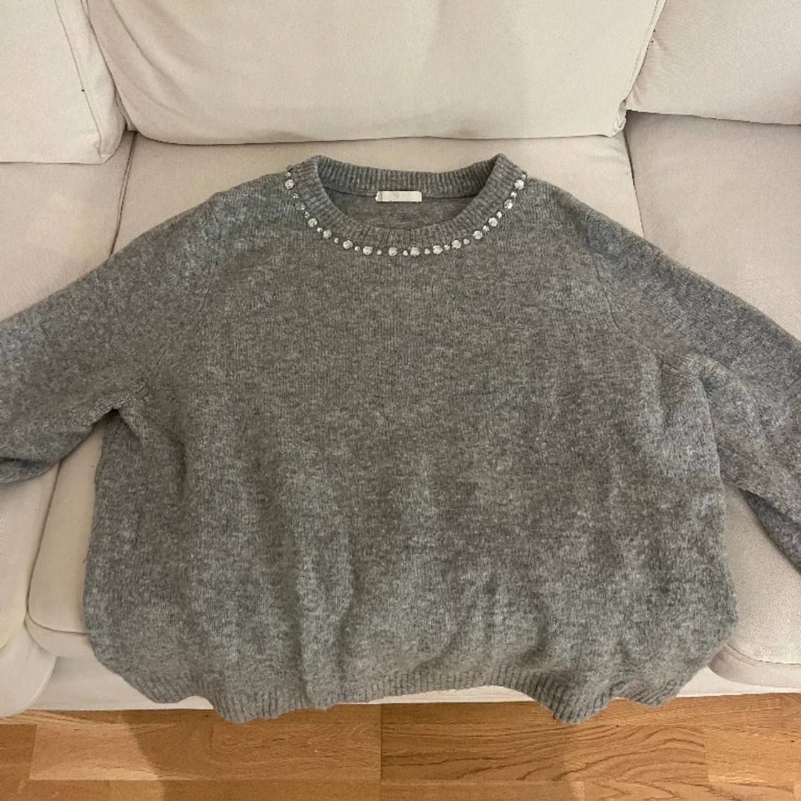 Stickad tröja grå - 91