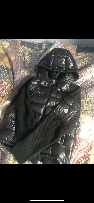 Moncler Cardigan - Storlek M.