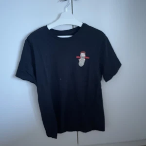 Nike T-shirt i storlek L - Bra skick och knappt använd 