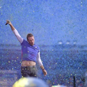 Säljer en Coldplay biljett  - Jag säljer en ståplats Coldplay biljett till den 8 juli eftersom jag tyvärr inte kan gå längere. Pris kan diskuteras💝