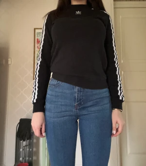 Blåa jeans  - Använd fåtal gånger 