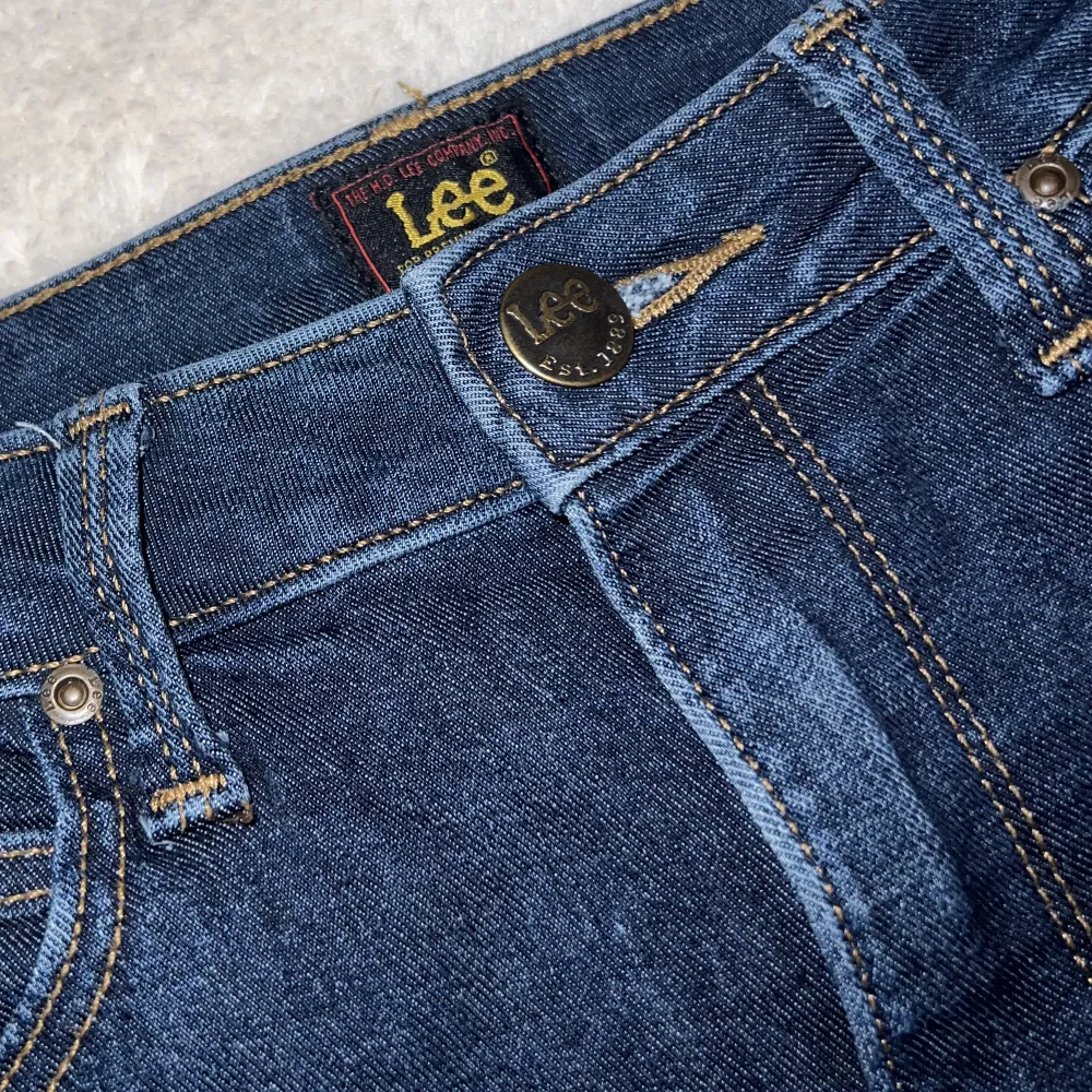 Lee jeans modell breese boot stl w28 l31. Jeans & Byxor.
