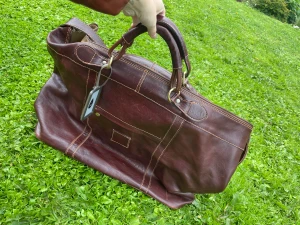 Weekend bag/stor väska i läder  - Italiensk weekend bag i 100% läder. I fint skick.  