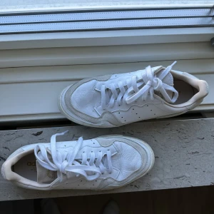 Adidas sneakers - Adidas sneakers storlek 43
