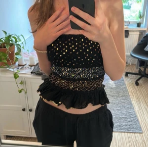 Tub topp - Super söt tub topp i jätte bra skick. Kommer tyvärr inte till användning. Bara att höra av sig vid frågor ☺️