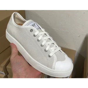 CQP skor - CQP skor i fin ljusbeige färg - använda ett fåtal gånger 