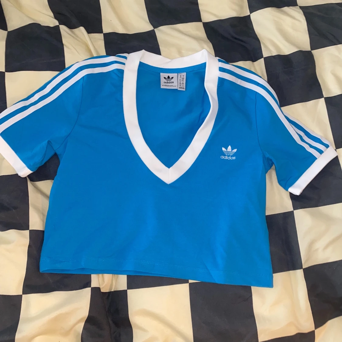 Adidas-crop top
