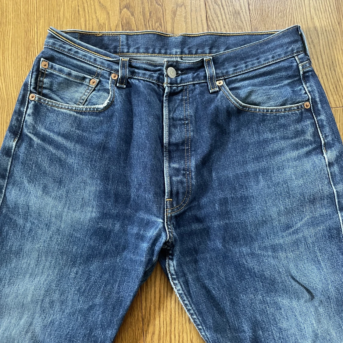 Vintage Levis 501s - 90