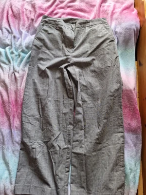 Kostymbyxor  - Använd fåtal gånger 