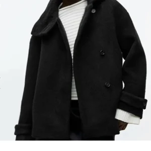 Kappa - En så poppis kappa från arket, går inte att köpa längre! Superfin🥰