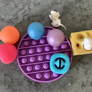 Fidgettoys  - Alla för 50kr och en stress boll för 10kr och två för 15kr💕