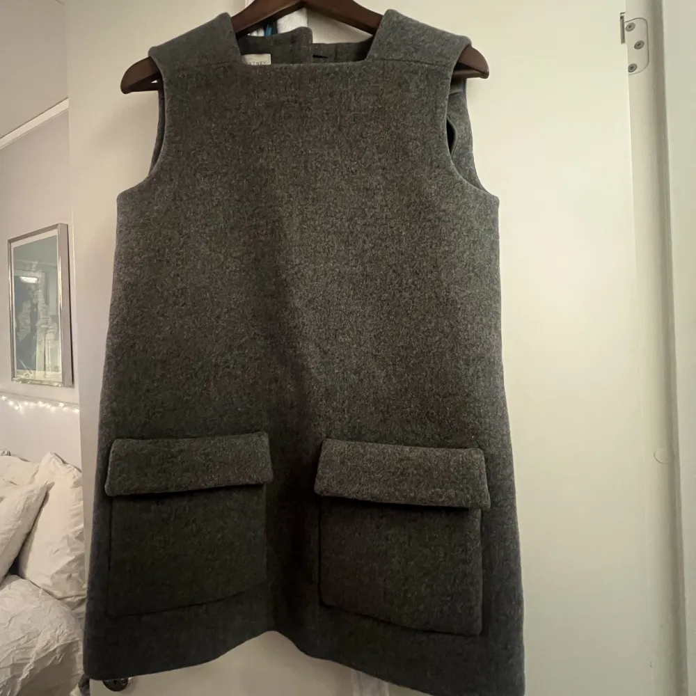Kortare superfin klänning från Stella McCartney, skriv för mer bilder💕 350kr + frakt . Klänningar.