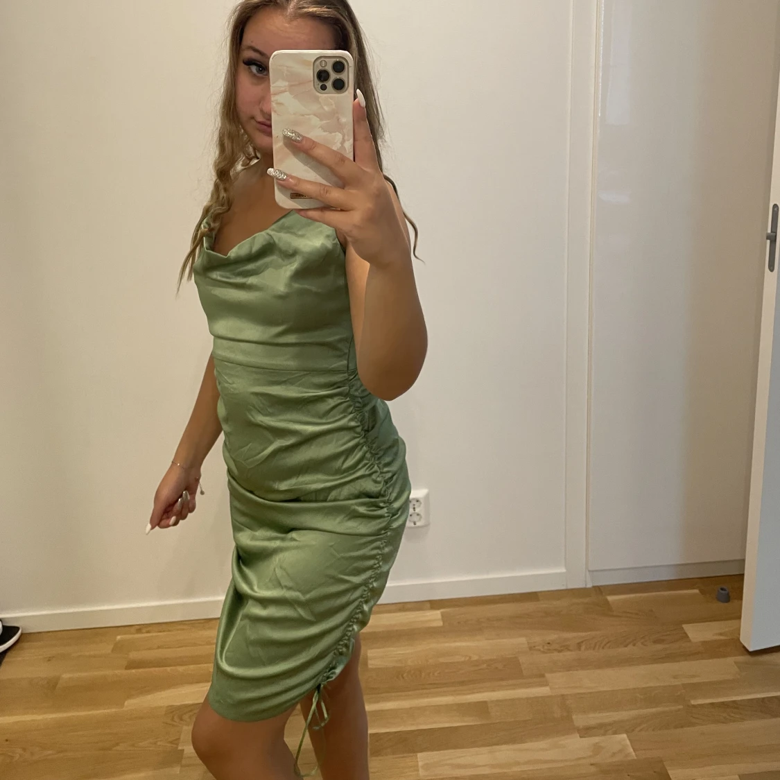 Silkes klänning  - 91