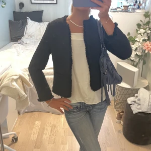 jacka / kofta - struktur jacka från Hm! ✨💕