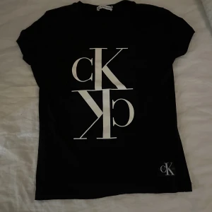 Calvin Klein Tröja - Calvin Klein topp