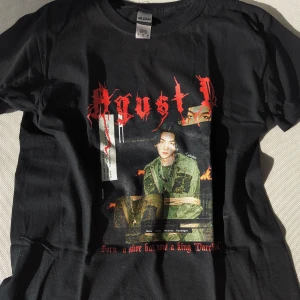 August D tröja - Använt bara några få gånger, jättebra skick!