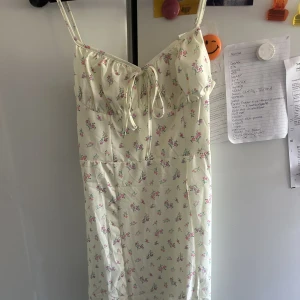 Sommarklänning  - Ny 