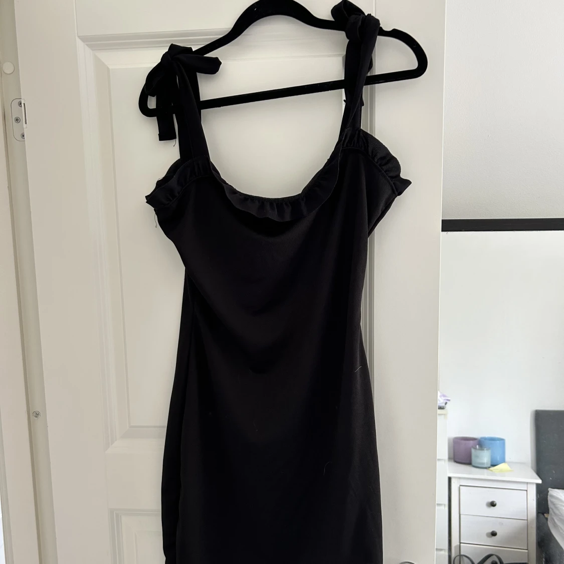 Fin klänning med volanger