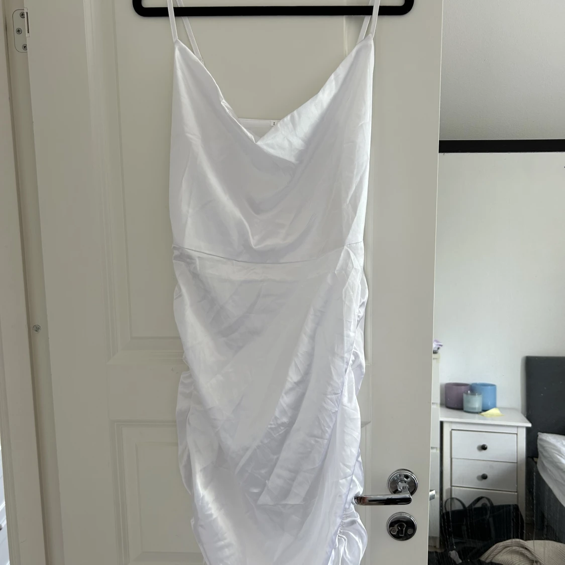 Fin vit klänning i storlek L  - 91