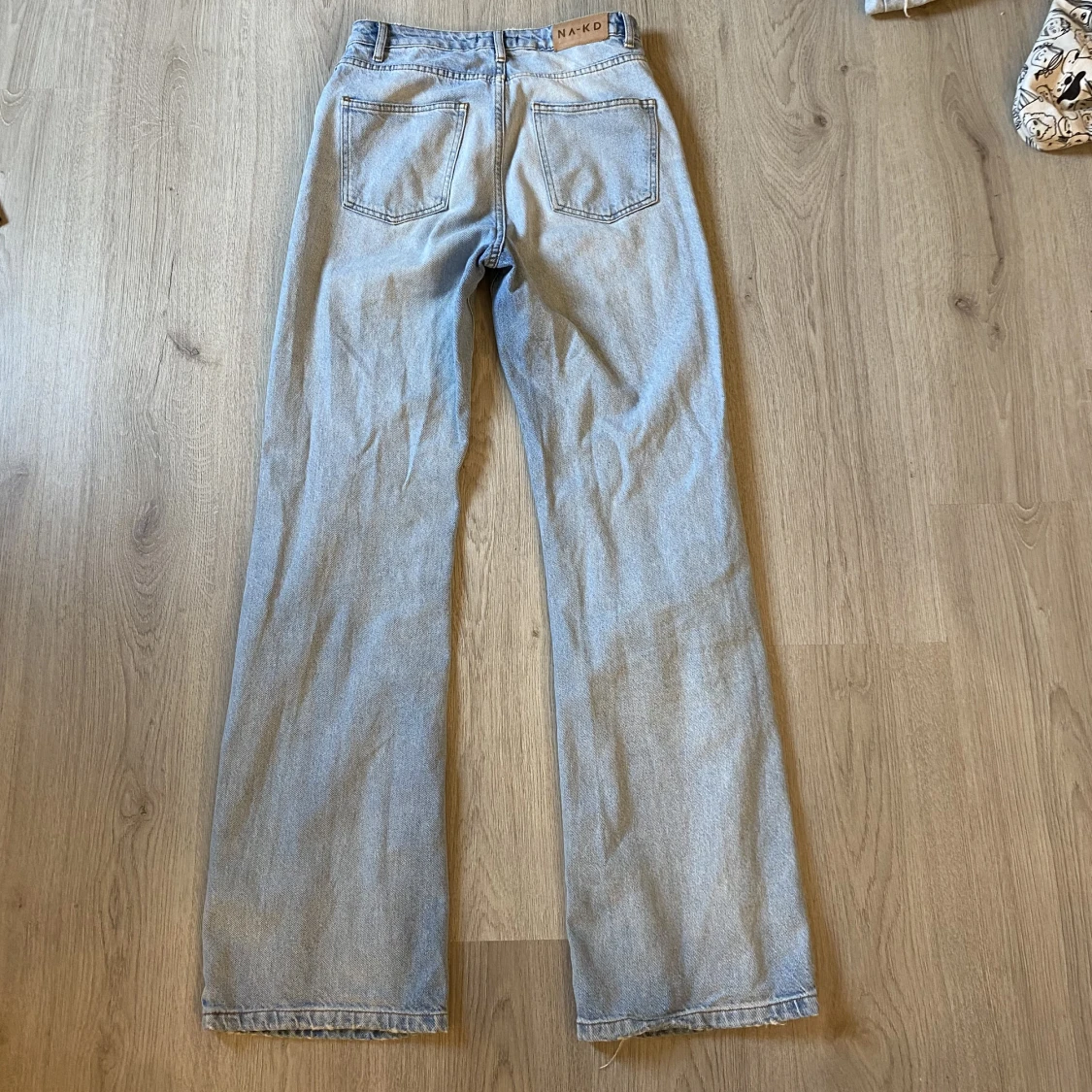 Blåa högmidjade jeans - 90