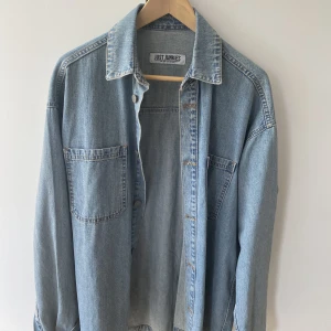 Just junkies jeans-jacka - Vintage Just-Junkies jeans jacka i toppskick / storlek M men lite oversized. 