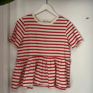 Zara t shirt  - Använd enstaka gång