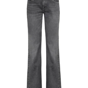 Zara jeans  - Helt nya zara jeans, säljer gör det va fel storlek