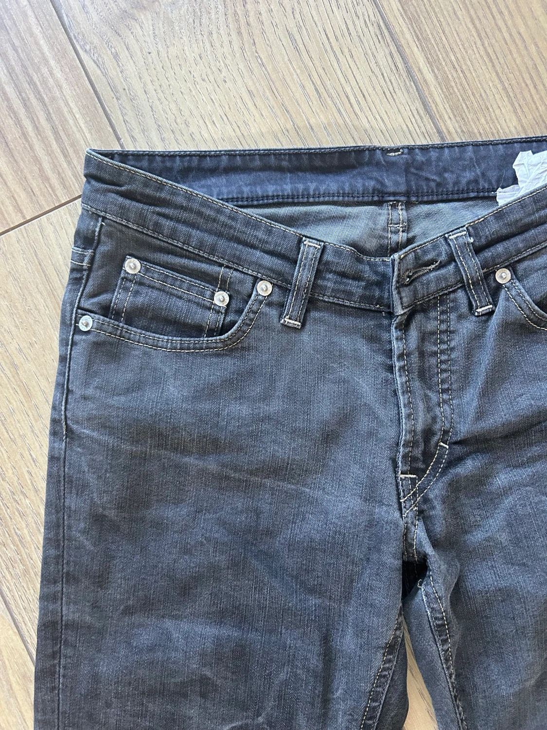 Snygga low waist jeans  - 90