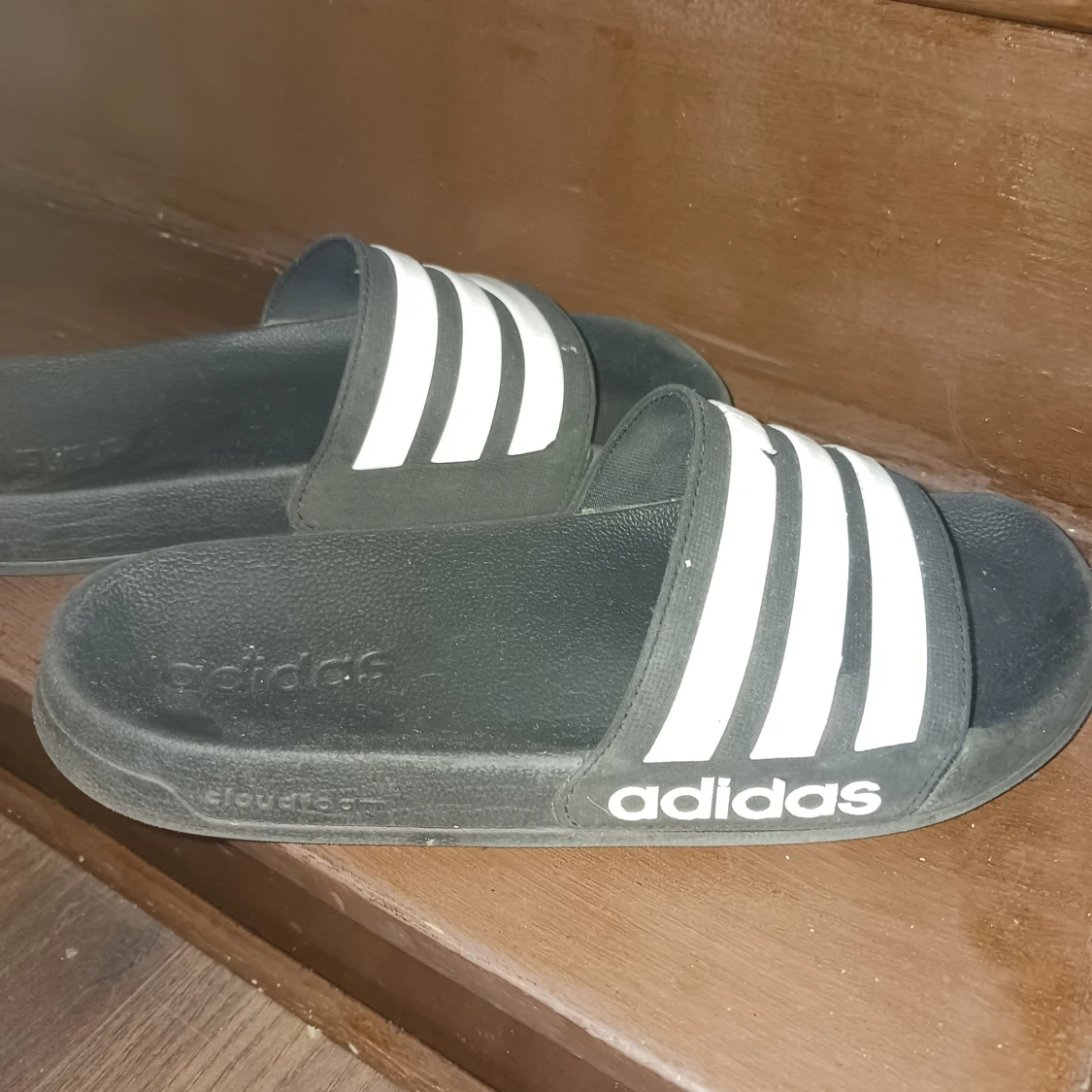 Adidas tofflor 
