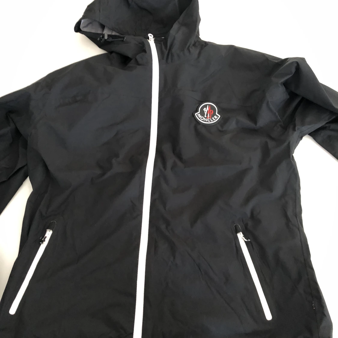 Moncler jacka - 90